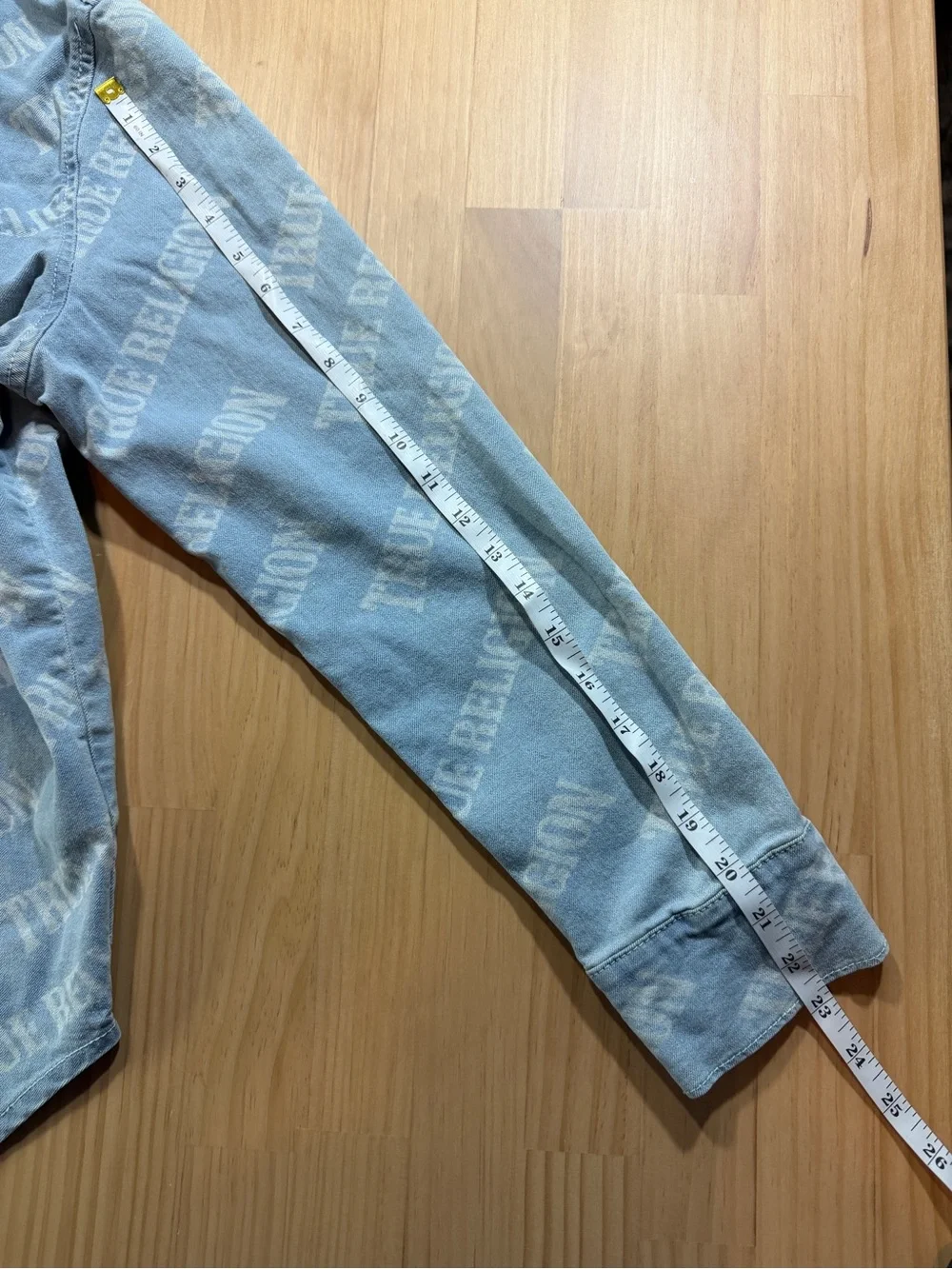 True Religion Light Blue All-Over Logo Denim Shirt Jacket B7